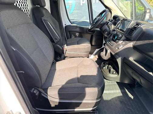 2023 RAM ProMaster 2500 Base
