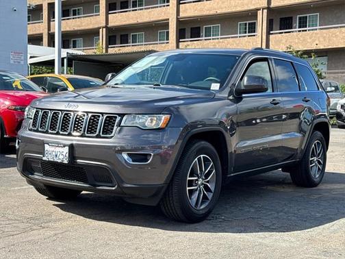 2018 Jeep Grand Cherokee Laredo E
