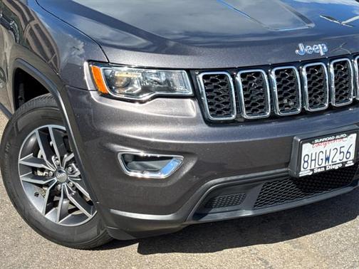 2018 Jeep Grand Cherokee Laredo E