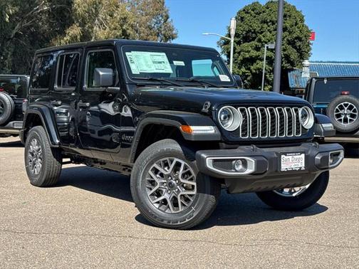 2025 Jeep Wrangler 4-Door Sahara 4x4