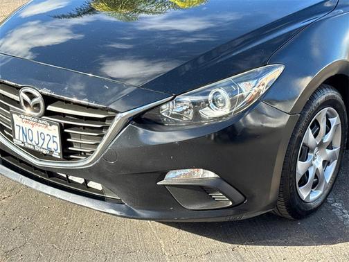 2016 Mazda Mazda3 i Sport