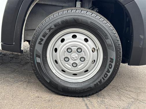 2023 RAM ProMaster 2500 Base