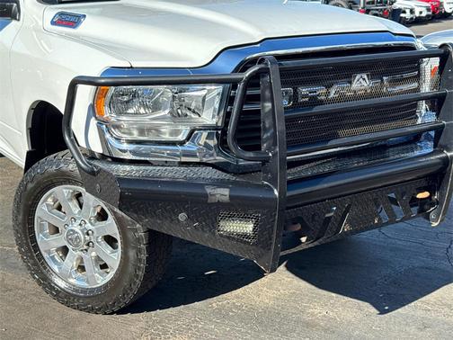 2019 RAM 2500 Big Horn Crew Cab 4x4 6'4' Box