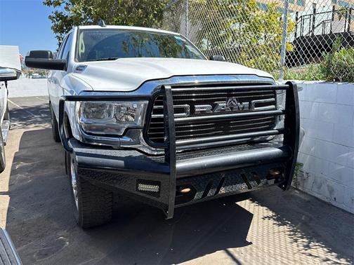 2019 RAM 2500 Big Horn Crew Cab 4x4 6'4' Box