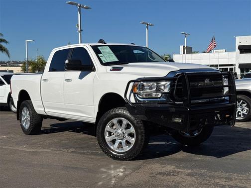 2019 RAM 2500 Big Horn Crew Cab 4x4 6'4' Box