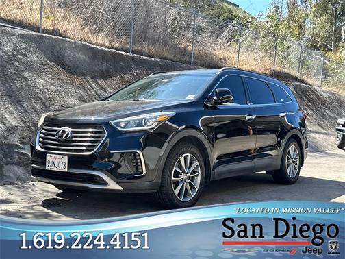 2017 Hyundai SANTA FE SE