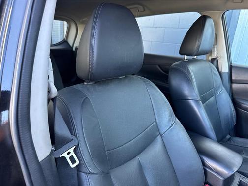 2014 Nissan Rogue SL