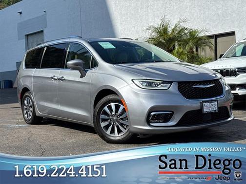 2021 Chrysler Pacifica Hybrid Touring L