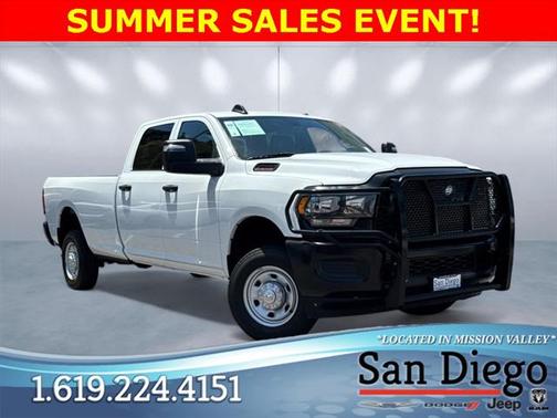 2024 RAM 2500 Tradesman Crew Cab 4x4 8' Box