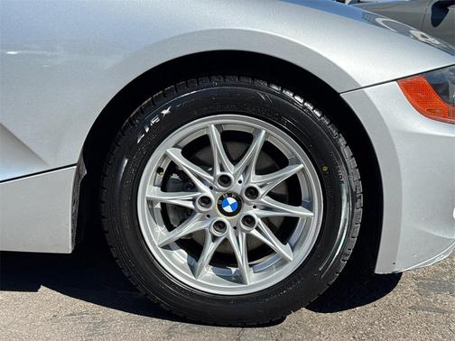 2003 BMW Z4 2.5i Roadster