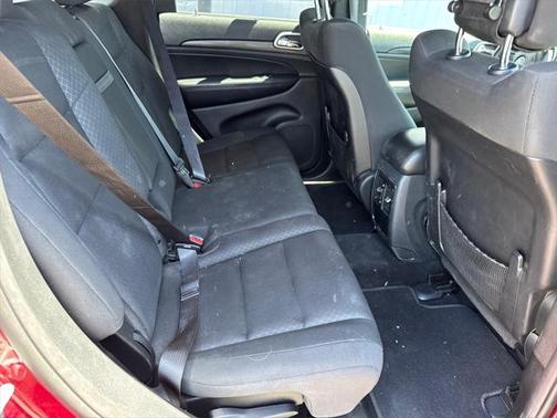2019 Jeep Grand Cherokee Laredo