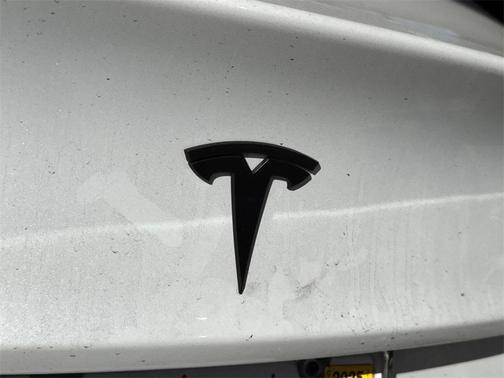 2020 Tesla Model 3 Standard Range