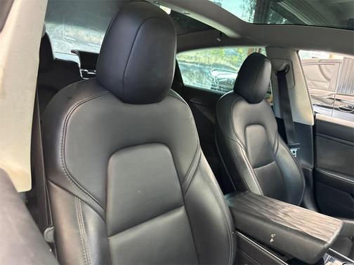 2020 Tesla Model 3 Standard Range