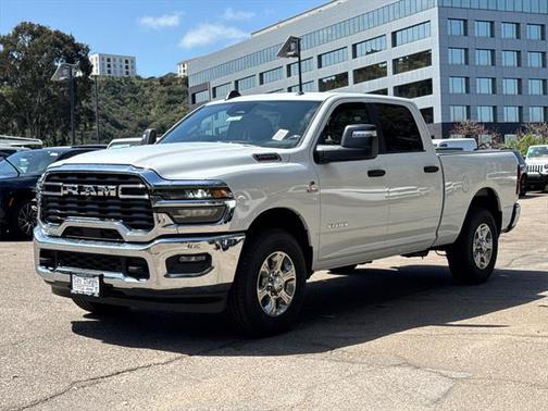 2025 RAM 2500 Big Horn Crew Cab 4x2 6'4' Box