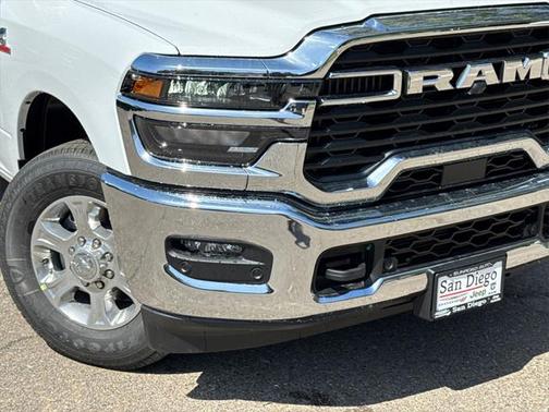 2025 RAM 2500 Big Horn Crew Cab 4x2 6'4' Box