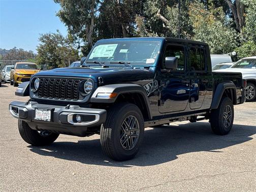 2025 Jeep Gladiator Sport S