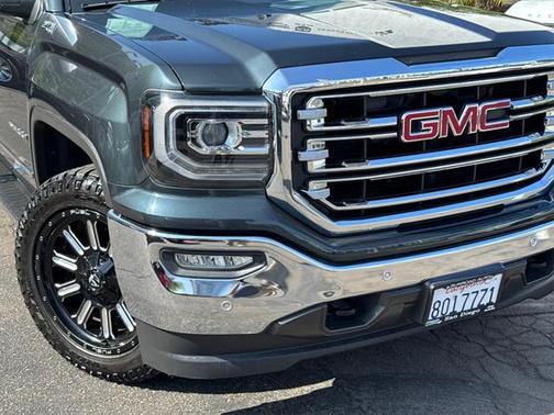 2017 GMC Sierra 1500 SLT