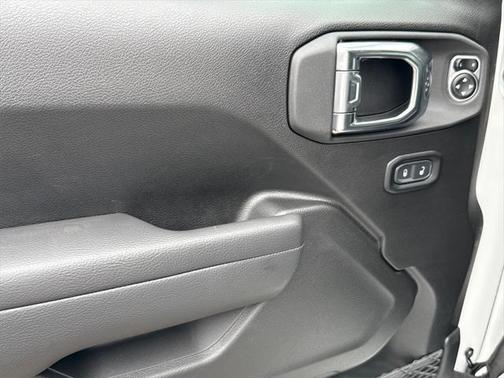 2025 Jeep Gladiator Sport S