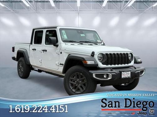 2025 Jeep Gladiator Sport S