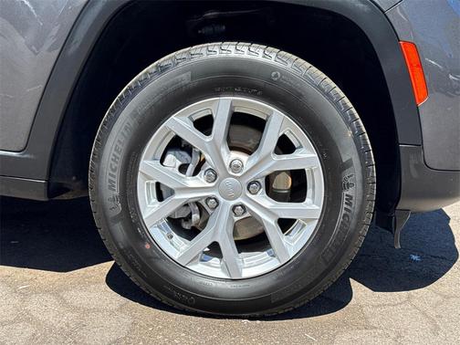 2023 Jeep Grand Cherokee Limited X