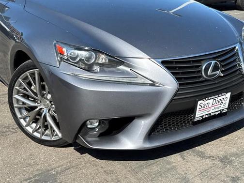 2015 Lexus IS 250 Crafted Line