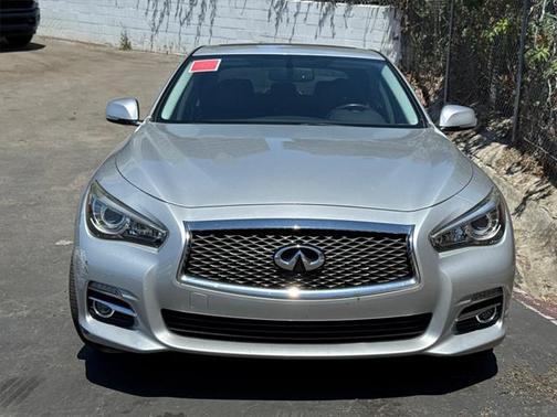 2015 INFINITI Q50 Premium