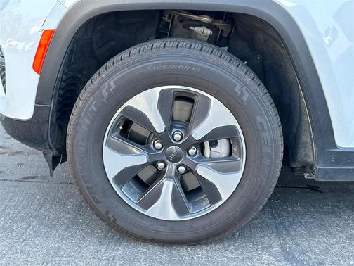 2024 Jeep Grand Cherokee 4xe Base