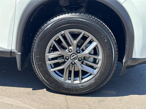 2022 Nissan Rogue S