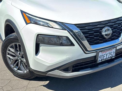 2022 Nissan Rogue S