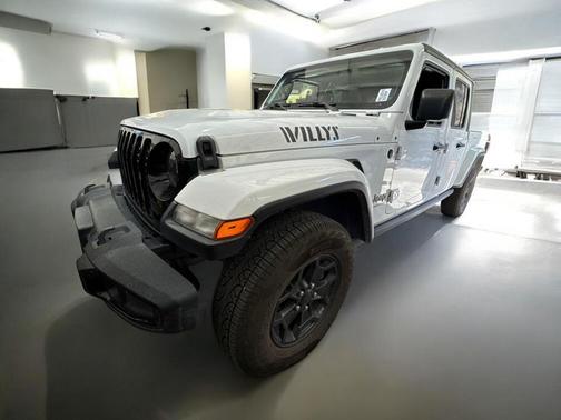 2021 Jeep Gladiator Willys 4x4