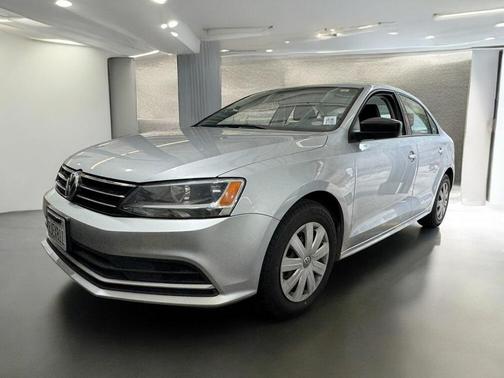 2015 Volkswagen Jetta Auto S w/Technology