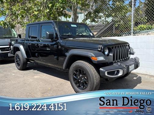 2023 Jeep Gladiator Sport S
