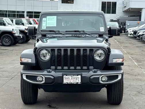 2023 Jeep Gladiator Sport S