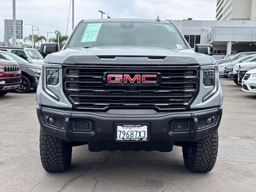 2024 GMC Sierra 1500 AT4X