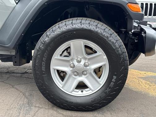 2023 Jeep Gladiator Sport S