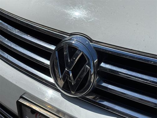2016 Volkswagen Touareg TDI Lux