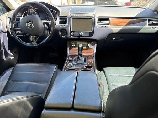 2016 Volkswagen Touareg TDI Lux