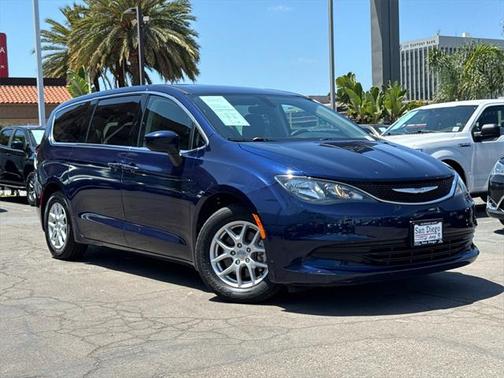 2017 Chrysler Pacifica Touring