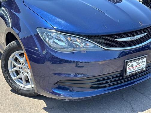 2017 Chrysler Pacifica Touring