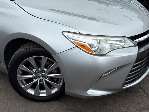 2016 Toyota Camry XLE
