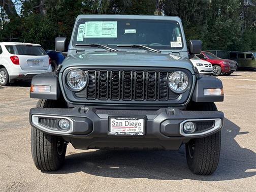 2025 Jeep Gladiator Sport S