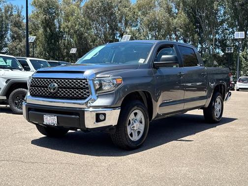 2018 Toyota Tundra SR5