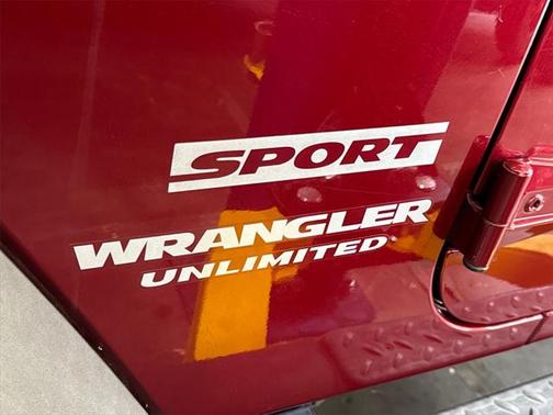 2013 Jeep Wrangler Unlimited Sport