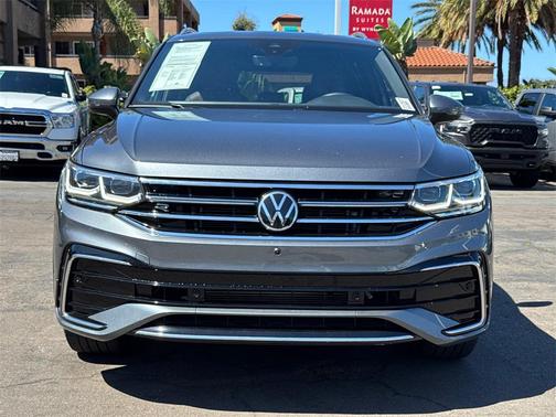 2022 Volkswagen Tiguan 2.0T SEL R-Line 4MOTION