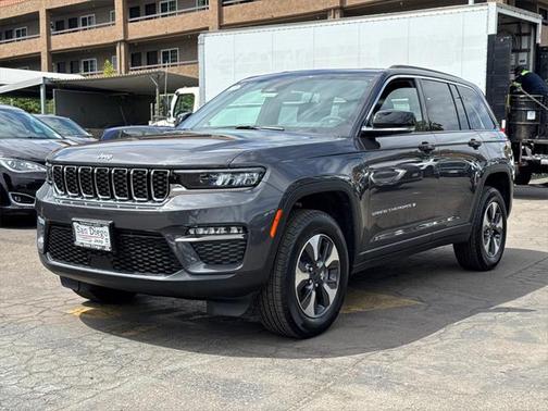 2025 Jeep Grand Cherokee 4xe Base