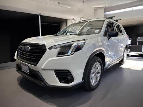 2023 Subaru Forester Base