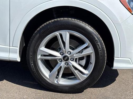 2021 Audi Q3 45 S line Premium