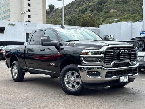 2025 RAM 2500 Big Horn Crew Cab 4x2 6'4' Box
