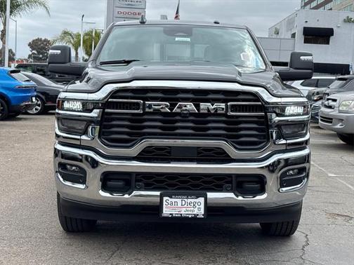 2025 RAM 2500 Big Horn Crew Cab 4x2 6'4' Box