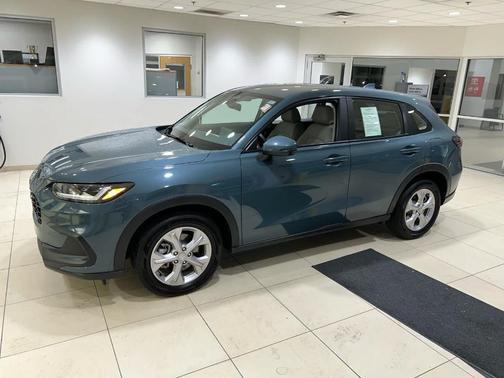 2023 Honda HR-V LX